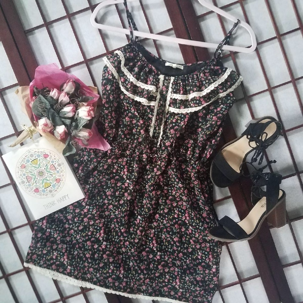 LA MADE Floral dress size M